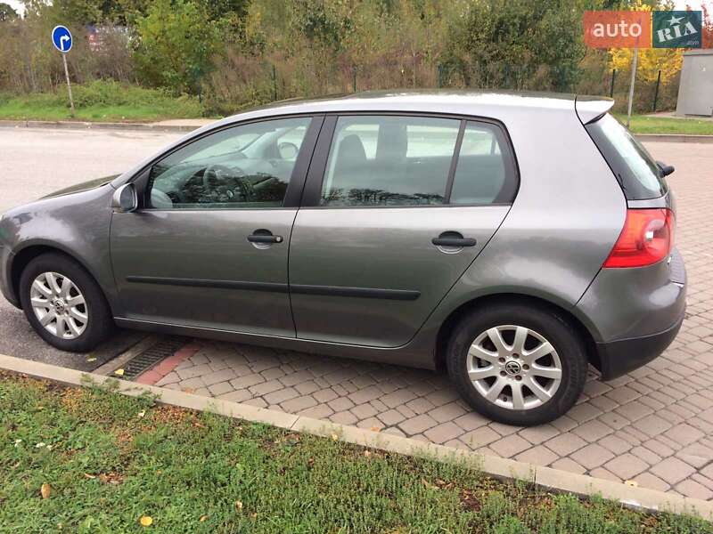 Хэтчбек Volkswagen Golf 2004 в Немирове фото 13 Хэтчбек Volkswagen Golf 2004 в Немирове