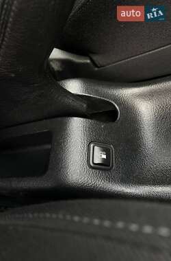 Универсал Volkswagen Golf 2004 в  фото 32 Универсал Volkswagen Golf 2004 в