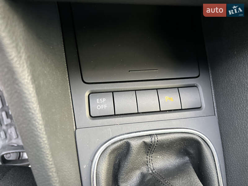 Хетчбек Volkswagen Golf 2009 в Івано-Франківську