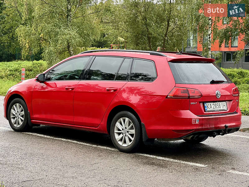 Універсал Volkswagen Golf 2015 в Львові