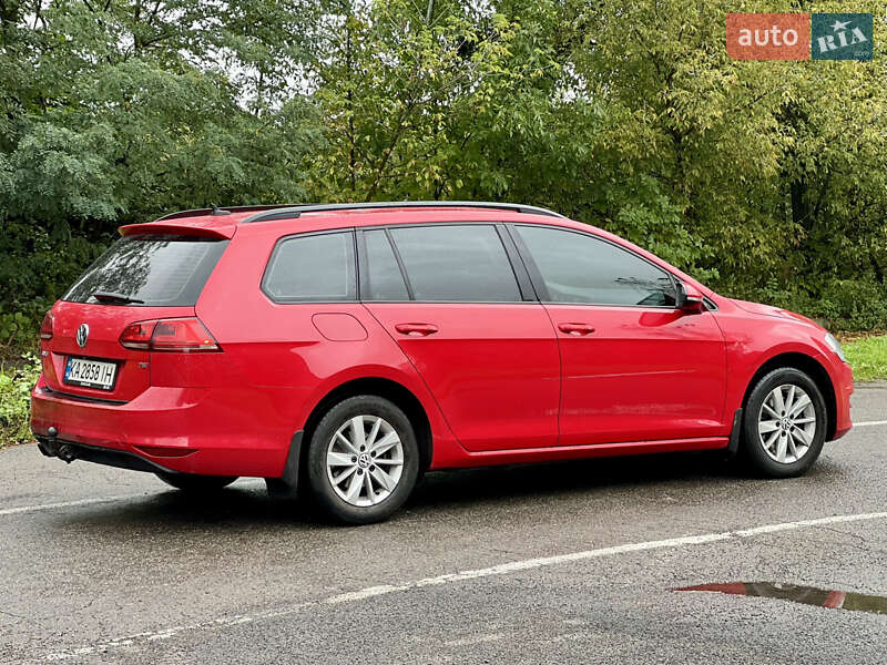 Універсал Volkswagen Golf 2015 в Львові