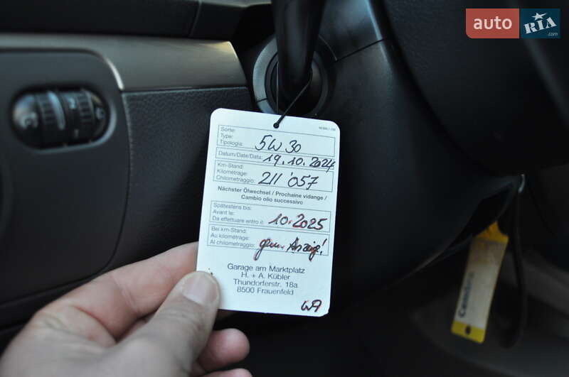 Хэтчбек Volkswagen Golf 2009 в Киеве