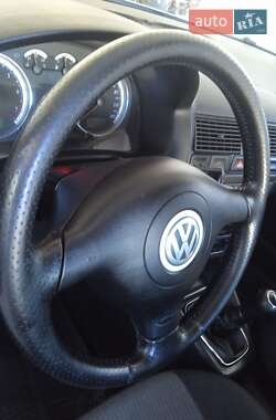 Универсал Volkswagen Golf 2004 в  фото 55 Универсал Volkswagen Golf 2004 в