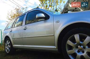 Универсал Volkswagen Golf 2004 в  фото 81 Универсал Volkswagen Golf 2004 в