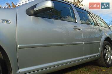 Универсал Volkswagen Golf 2004 в  фото 80 Универсал Volkswagen Golf 2004 в