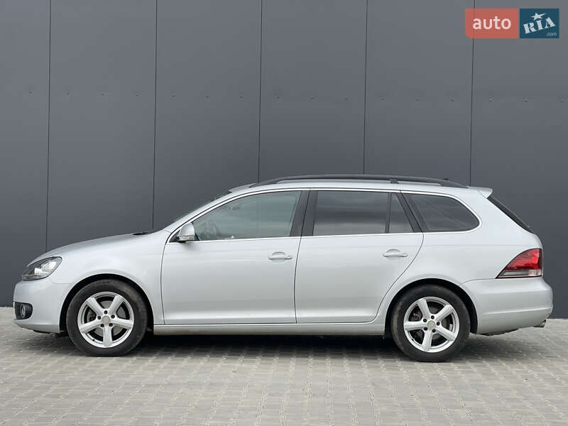 Універсал Volkswagen Golf 2010 в Луцьку