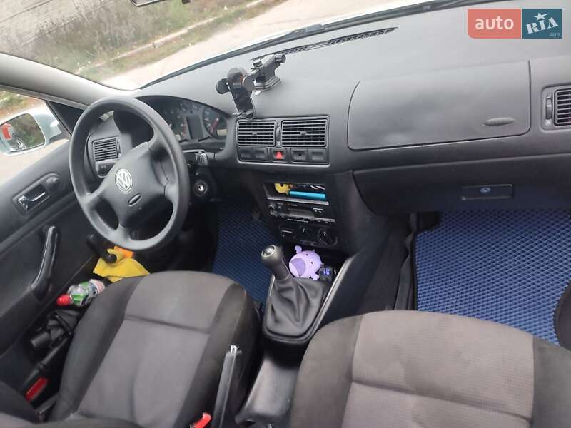 Хэтчбек Volkswagen Golf 2001 в Виннице фото 13 Хэтчбек Volkswagen Golf 2001 в Виннице