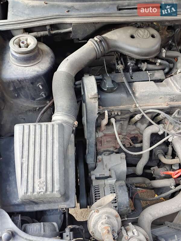 Хэтчбек Volkswagen Golf 1995 в Киеве