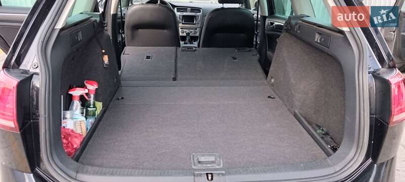 Універсал Volkswagen Golf 2014 в Миколаєві