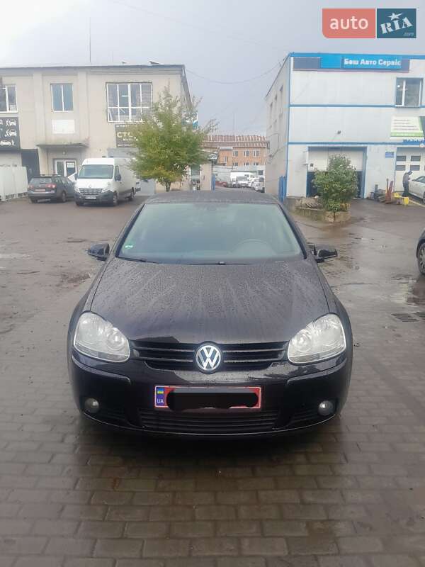 Хэтчбек Volkswagen Golf 2007 в Луцке фото Хэтчбек Volkswagen Golf 2007 в Луцке