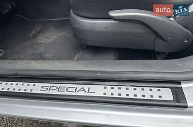 Хэтчбек Volkswagen Golf 2002 в  фото 19 Хэтчбек Volkswagen Golf 2002 в