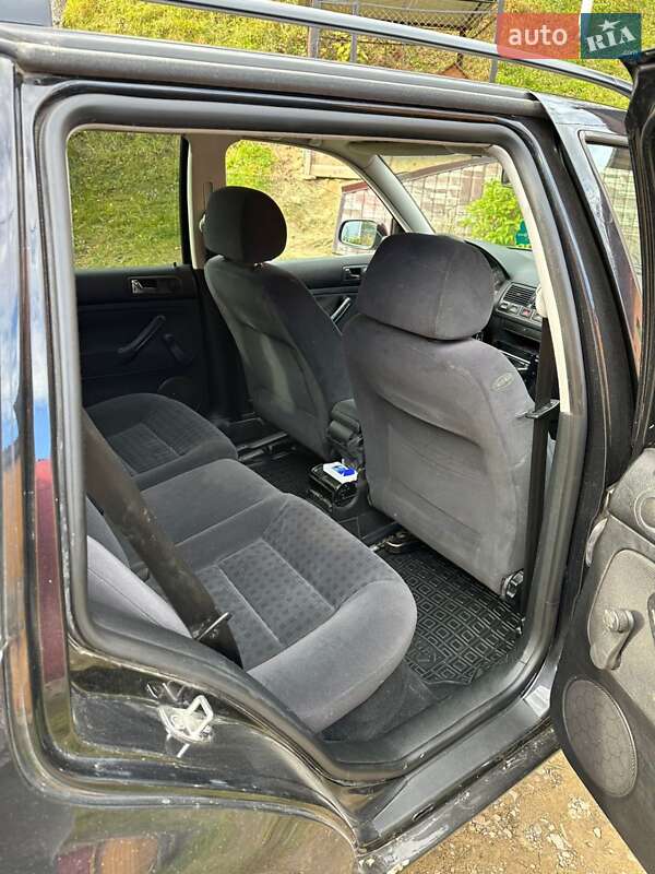 Универсал Volkswagen Golf 2000 в Ивано-Франковске