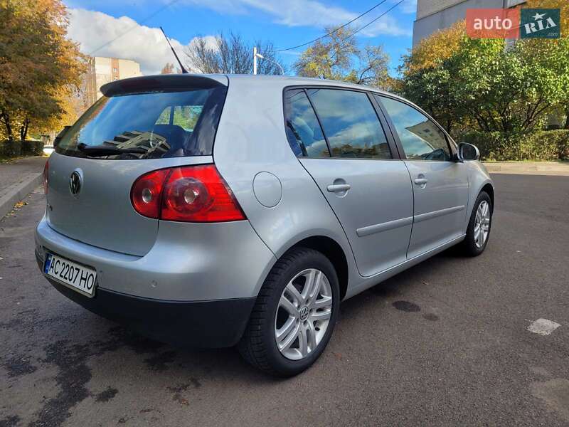 Хэтчбек Volkswagen Golf 2006 в Луцке фото 3 Хэтчбек Volkswagen Golf 2006 в Луцке