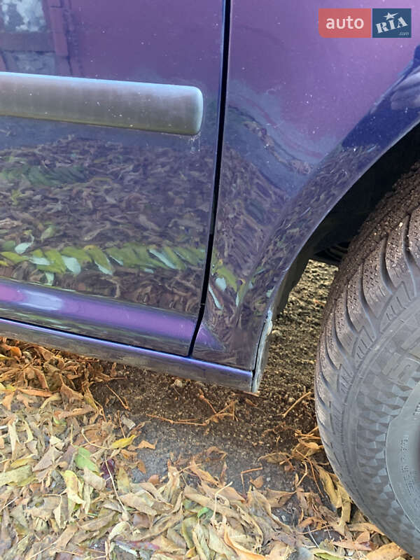 Хэтчбек Volkswagen Golf 2000 в Хмельницком