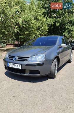 Хетчбек Volkswagen Golf 2004 в Кривому Розі