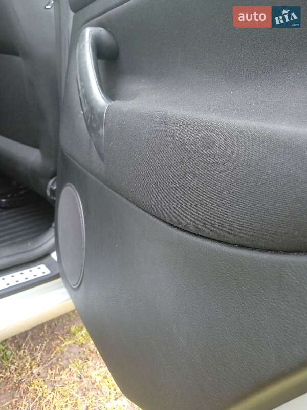 Хетчбек Volkswagen Golf 2002 в Хмельницькому фото 58 Хетчбек Volkswagen Golf 2002 в Хмельницькому