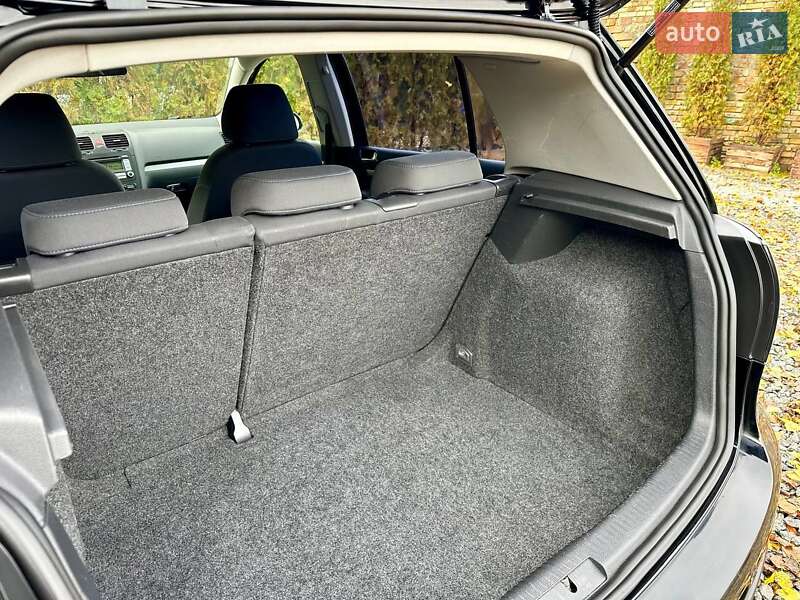 Хетчбек Volkswagen Golf 2008 в Полтаві