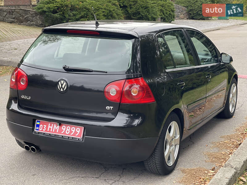 Хэтчбек Volkswagen Golf 2007 в Киеве