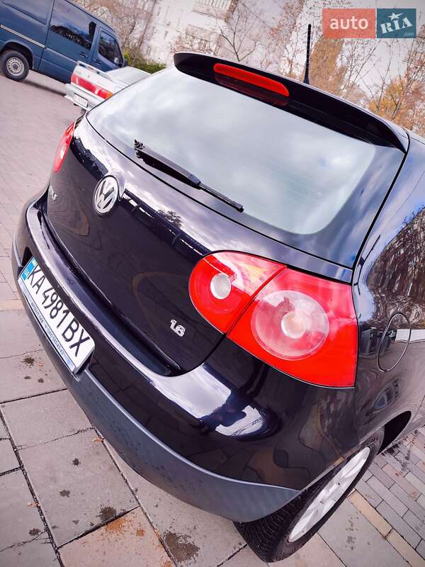 Хэтчбек Volkswagen Golf 2006 в Белой Церкви