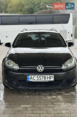 Універсал Volkswagen Golf 2009 в Тернополі