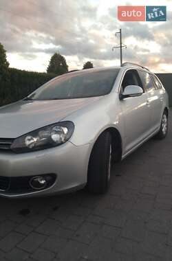 Универсал Volkswagen Golf 2012 в Долине