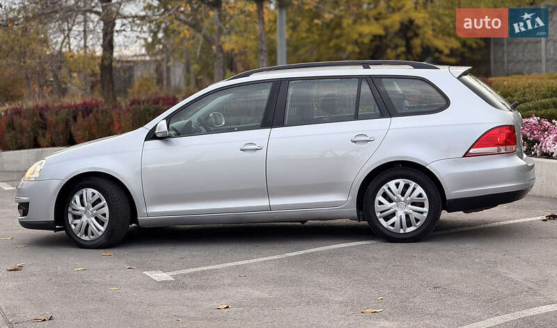 Универсал Volkswagen Golf 2008 в Запорожье