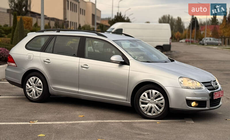 Универсал Volkswagen Golf 2008 в Запорожье