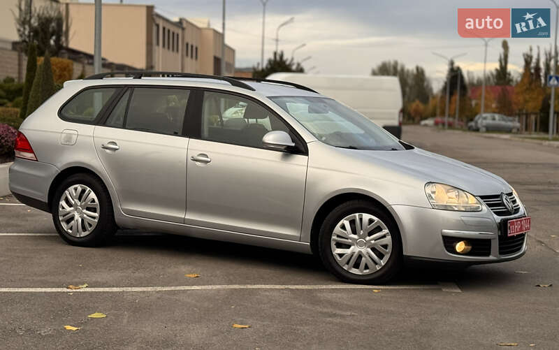 Универсал Volkswagen Golf 2008 в Запорожье