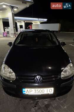 Хэтчбек Volkswagen Golf 2007 в Холодной Балке