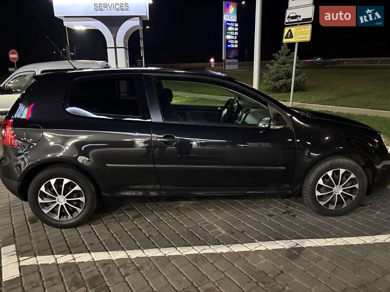 Хетчбек Volkswagen Golf 2007 в Холодній Балці