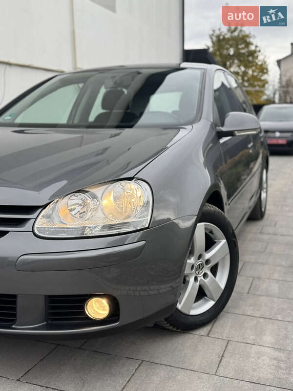 Хэтчбек Volkswagen Golf 2007 в Львове