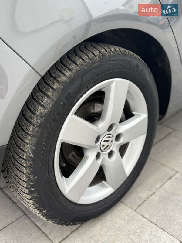 Хэтчбек Volkswagen Golf 2007 в Львове