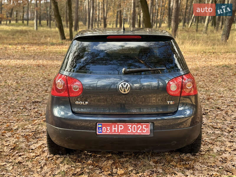 Хэтчбек Volkswagen Golf 2007 в Сумах