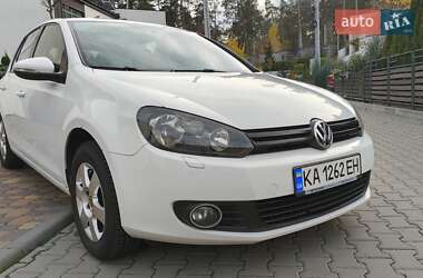 Хэтчбек Volkswagen Golf 2011 в Ирпене