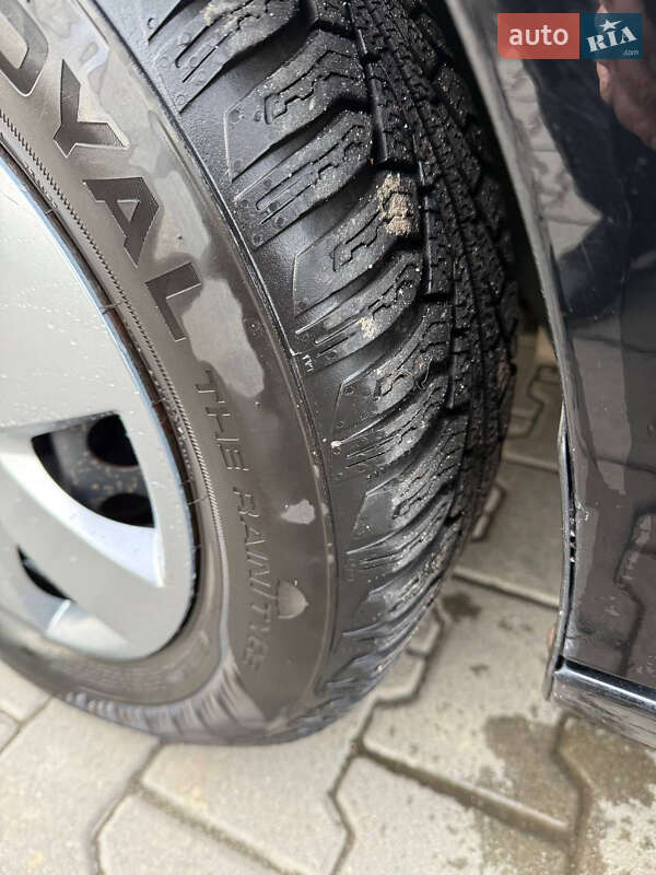 Універсал Volkswagen Golf 2012 в Луцьку