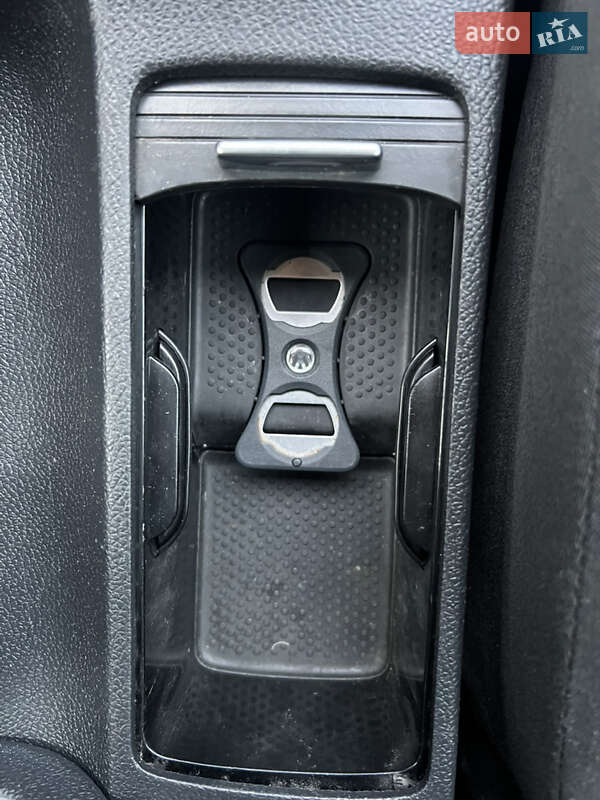 Хэтчбек Volkswagen Golf 2009 в Хмельницком