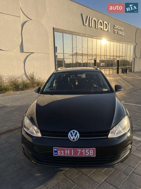 Універсал Volkswagen Golf 2015 в Луцьку