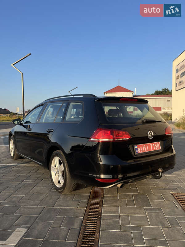 Універсал Volkswagen Golf 2015 в Луцьку