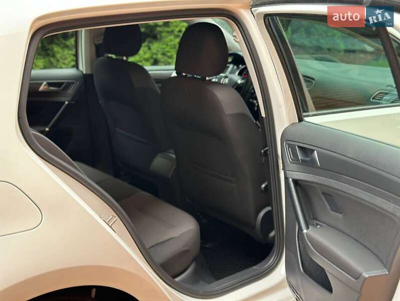 Хэтчбек Volkswagen Golf 2019 в Боярке фото 6 Хэтчбек Volkswagen Golf 2019 в Боярке