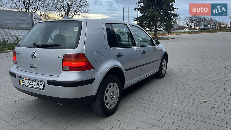 Хэтчбек Volkswagen Golf 1998 в Львове
