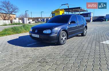 Хэтчбек Volkswagen Golf 2001 в Тульчине