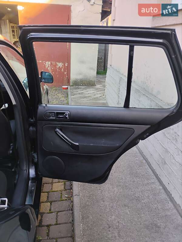 Хетчбек Volkswagen Golf 2000 в Стрию фото 11 Хетчбек Volkswagen Golf 2000 в Стрию