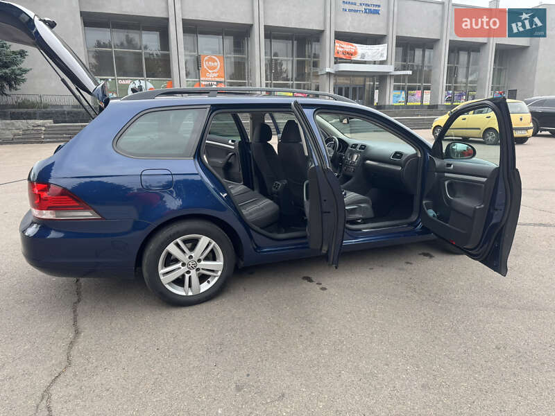 Универсал Volkswagen Golf 2012 в Ровно фото 13 Универсал Volkswagen Golf 2012 в Ровно