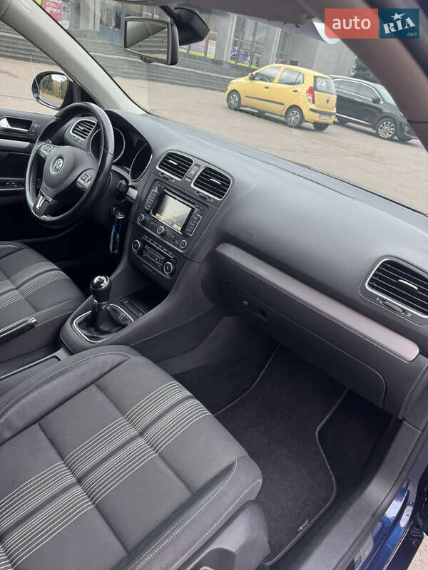 Универсал Volkswagen Golf 2012 в Ровно фото 49 Универсал Volkswagen Golf 2012 в Ровно