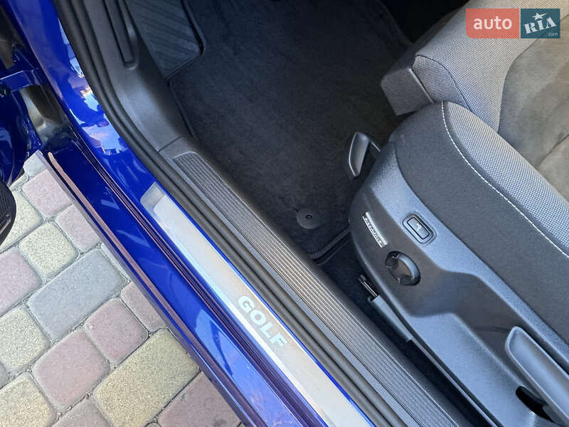 Хэтчбек Volkswagen Golf 2019 в Киеве фото 17 Хэтчбек Volkswagen Golf 2019 в Киеве