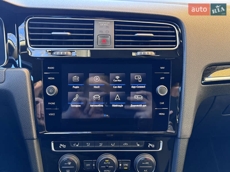 Хэтчбек Volkswagen Golf 2019 в Киеве фото 30 Хэтчбек Volkswagen Golf 2019 в Киеве