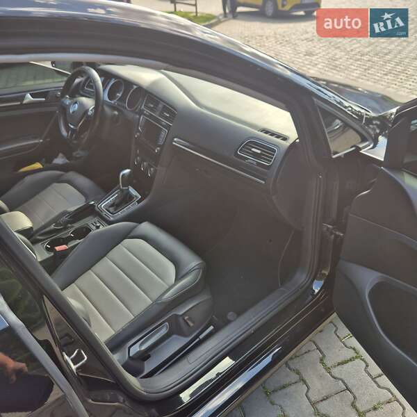 Универсал Volkswagen Golf 2015 в Черновцах фото 38 Универсал Volkswagen Golf 2015 в Черновцах