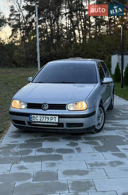 Хэтчбек Volkswagen Golf 1999 в Львове