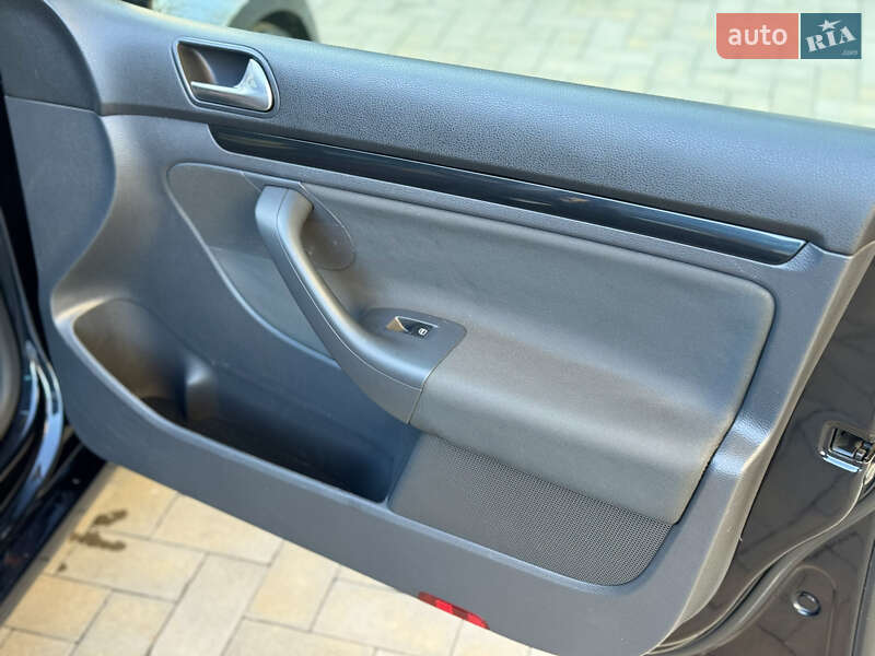Хетчбек Volkswagen Golf 2007 в Умані фото 16 Хетчбек Volkswagen Golf 2007 в Умані