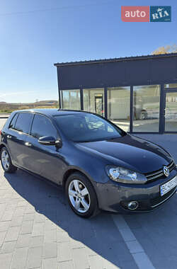 Хетчбек Volkswagen Golf 2010 в Мостиській